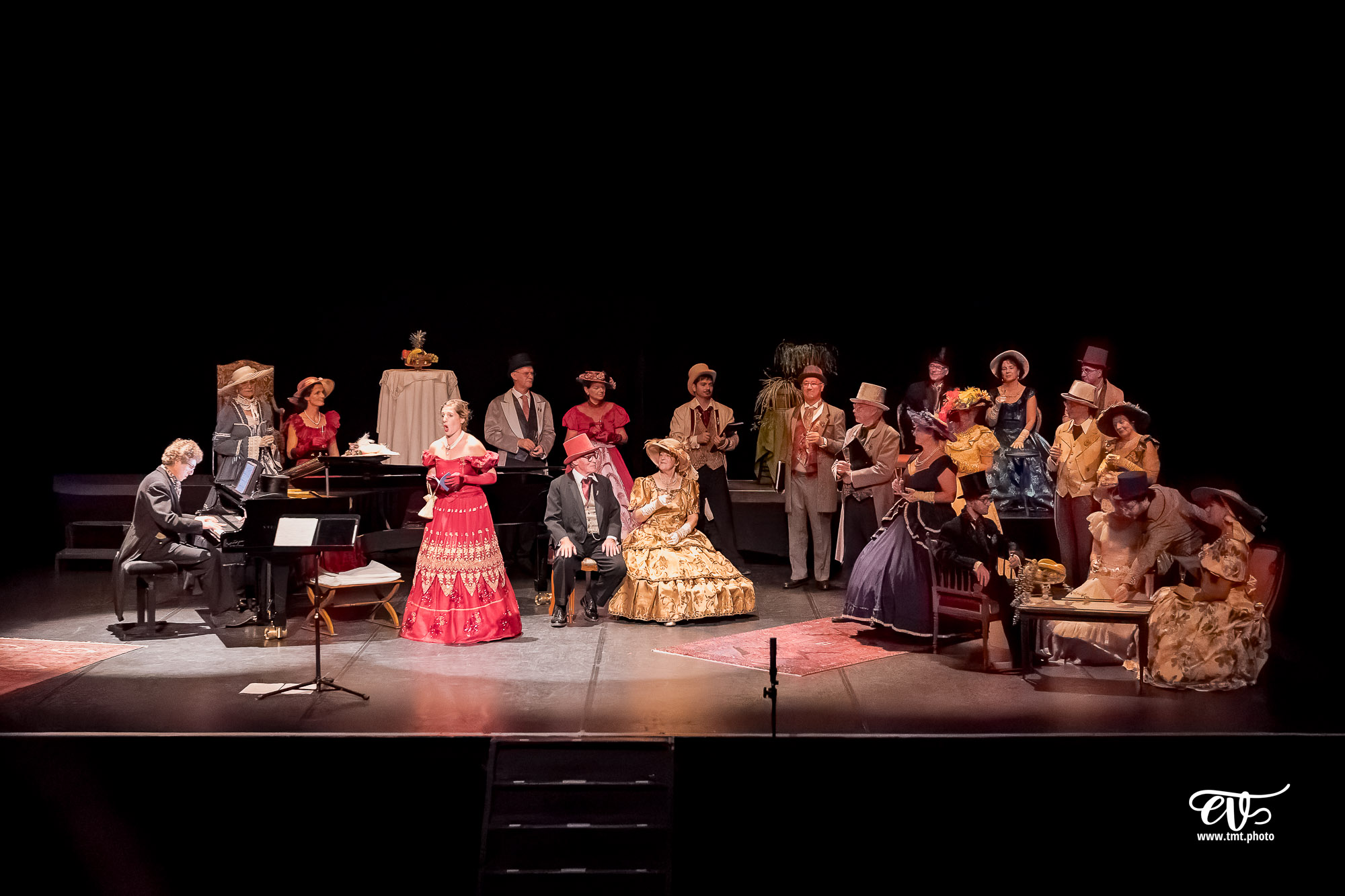 DANS LE SALON DE ROSSINI